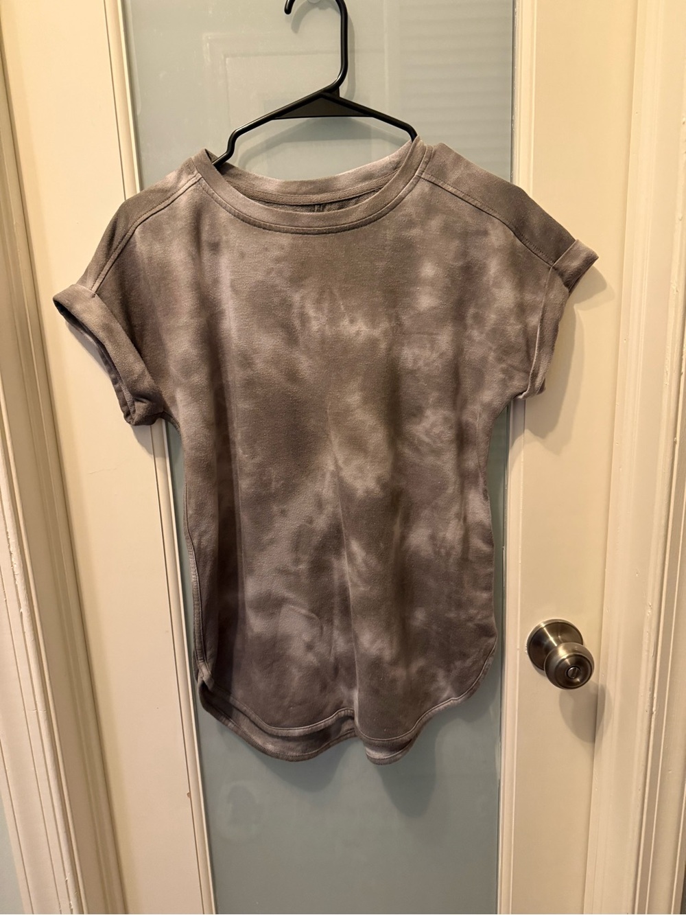 Cupio Washed Tie-Dye Short Sleeve Crewneck Tee - Gray
